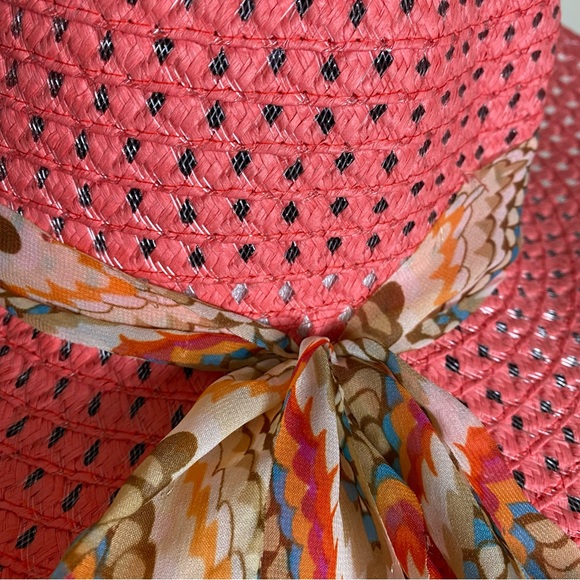 Woman's Wide Brim Straw Hat with Multicolored Ribbon - Picture 8 of 10